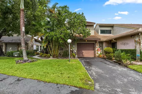 11171 Marjoram Dr, Palm Beach Gardens, FL 33418