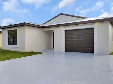 37 Ore Grande Way, Port St Lucie, FL 34952