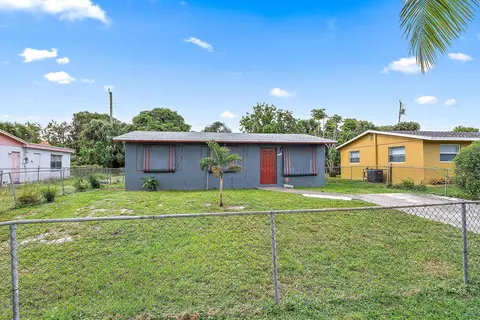 3131 T Ave, Riviera Beach, FL 33404