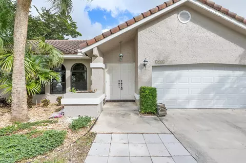 5633 NW 61st Ave, Coral Springs, FL 33067