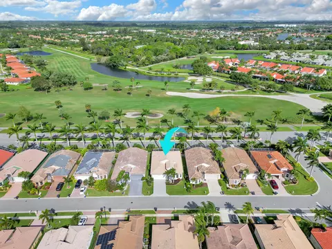 6313 Harbour Oak Dr, Lake Worth, FL 33467