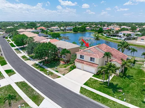 6201 Sand Hills Cir, Lake Worth, FL 33463