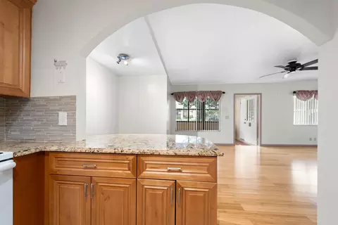 313 Pine Rdg #A-1, Greenacres, FL 33463