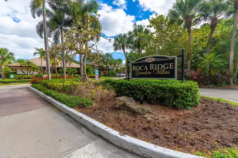 9352 Sabal Ridge Cir #B, Boca Raton, FL 33428