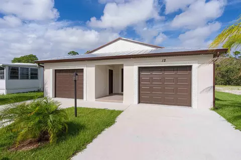 12 Mediterranean Blvd N, Port Saint Lucie, FL 34952