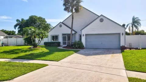 11 Cedar, Boynton Beach, FL 33436