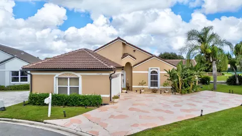 7703 Great Glen Cir, Delray Beach, FL 33446