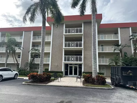 3000 NE 48th Ct #104, Lighthouse Point, FL 33064