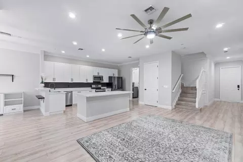 100 Nottingham Pl, Boynton Beach, FL 33426