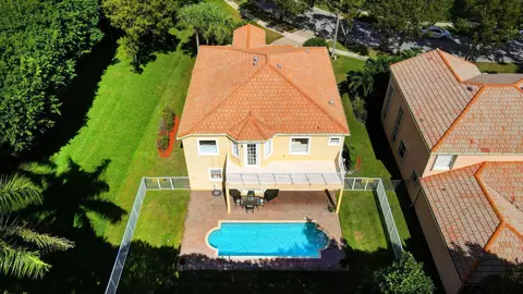 2972 Shaughnessy Dr, Wellington, FL 33414