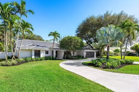 2049 SW 35th Ave, Delray Beach, FL 33445