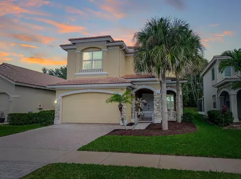 1080 NW Leonardo Cir, Port Saint Lucie, FL 34986