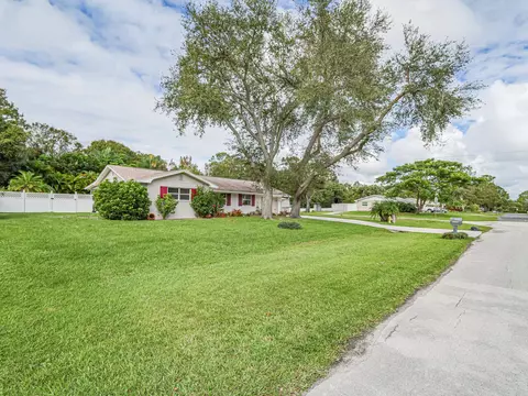 1375 29th Ave, Vero Beach, FL 32960
