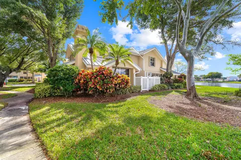 1702 Chadwick Ct, Boynton Beach, FL 33436