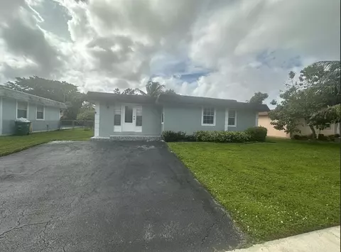 7823 NW 67th Ave, Tamarac, FL 33321
