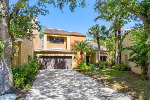 745 St Albans, Boca Raton, FL 33486