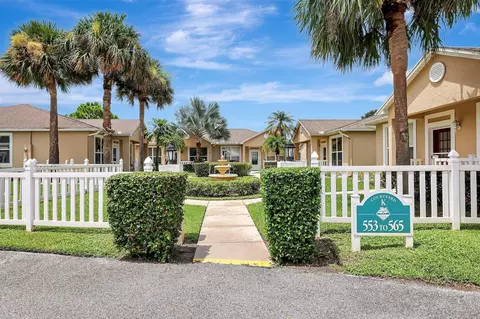 557 NW San Remo Cir, Port Saint Lucie, FL 34986