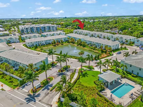 392 SE Sea Hunt Way, Stuart, FL 34994