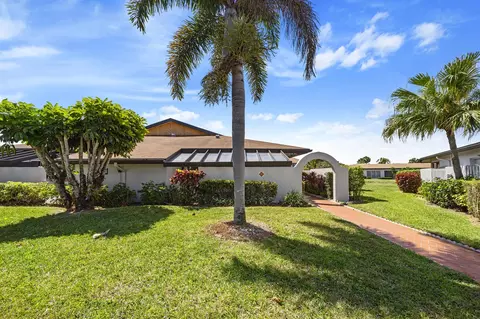 13616 Coconut Palm Ct #B, Delray Beach, FL 33484