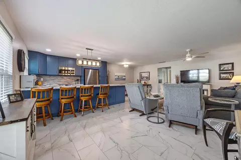 270 N High Pt #C, Boynton Beach, FL 33435