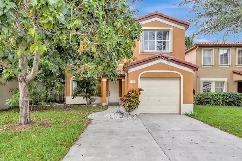 4237 NW 1st Dr, Deerfield Beach, FL 33442