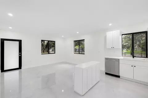 7015 NW 14th Ave, Miami, FL 33147