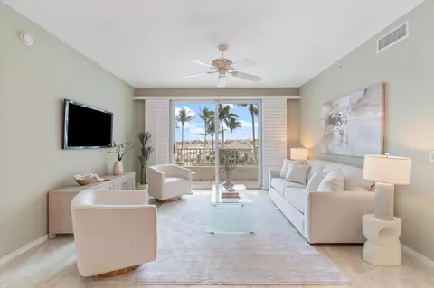 806 E Windward Way #212, Lantana, FL 33462