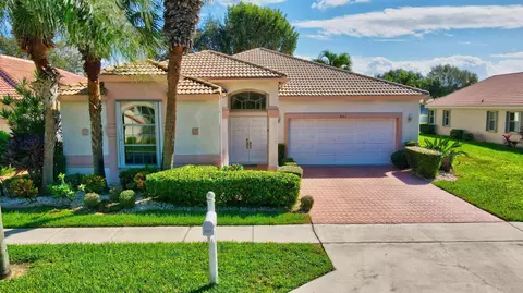 9563 Arbor View Dr N, Boynton Beach, FL 33437