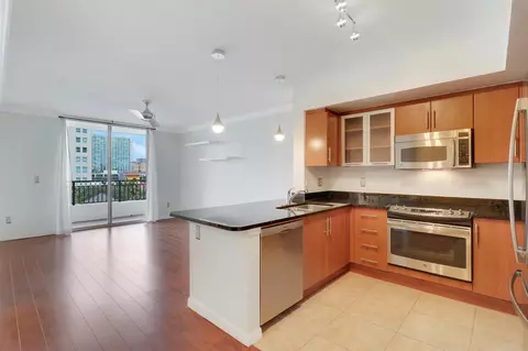 600 S Dixie Hwy #621, West Palm Beach, FL 33401