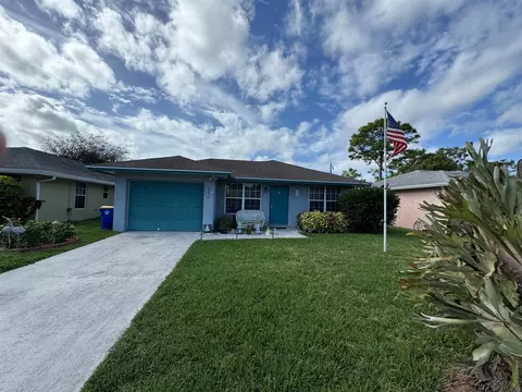 5674 SE Wilsie Dr, Stuart, FL 34997