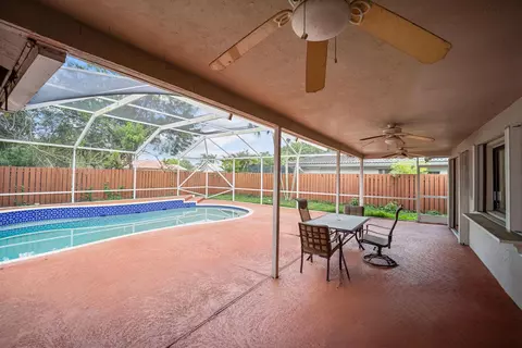 7179 San Sebastian Dr, Boca Raton, FL 33433