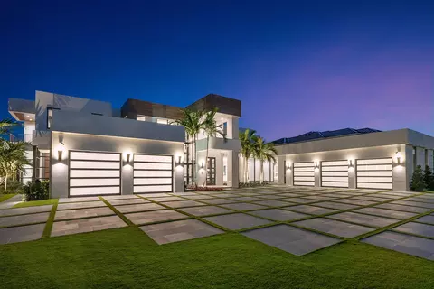 298 W Key Palm Rd, Boca Raton, FL 33432