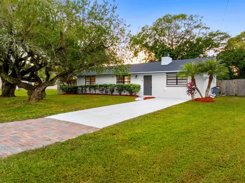 6103 Sunset Blvd, Fort Pierce, FL 34982