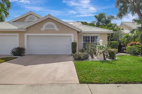 6112 Greenspointe Dr #53, Boynton Beach, FL 33437