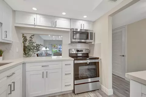 9872 Marina Blvd #1428, Boca Raton, FL 33428