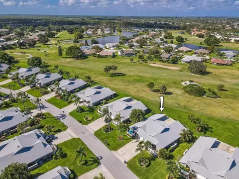 6677 SE Yorktown, Hobe Sound, FL 33455