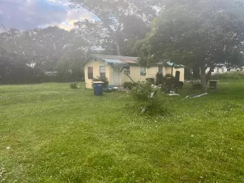 1202 G Ave, Fort Pierce, FL 34950