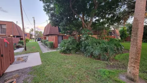1302 Nebraska Ave #10C, Fort Pierce, FL 34950