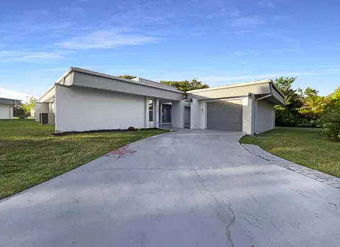 5305 W Palm, Tamarac, FL 33319