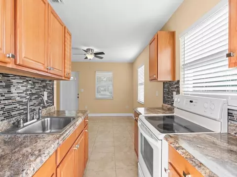 3815 44th Pl, Vero Beach, FL 32967