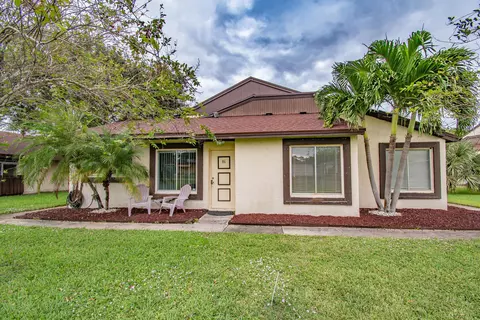 5320 Bosque Ln #86, West Palm Beach, FL 33415