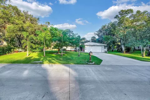 3606 Wilderness Dr E, Fort Pierce, FL 34982