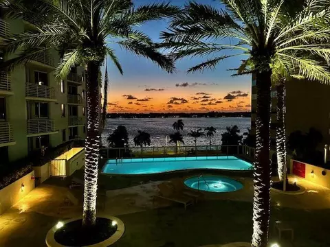 1551 N Flagler Dr #712, West Palm Beach, FL 33401