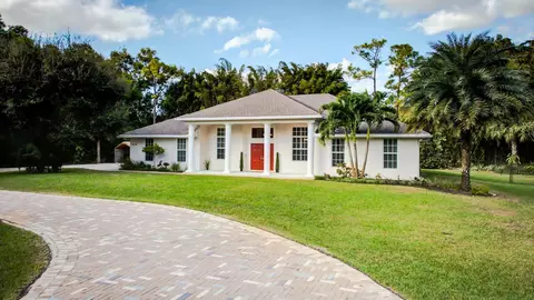 8395 Rodeo Dr, Lake Worth, FL 33467