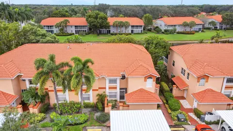 9528 Shadybrook Dr #102, Boynton Beach, FL 33437