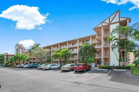 7340 Amberly Ln #208, Delray Beach, FL 33446
