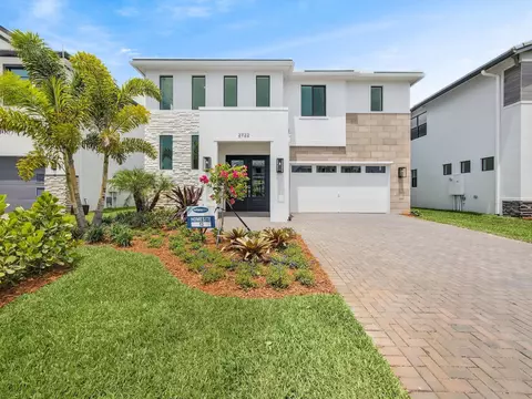 2722 NW 87th Ter, Pembroke Pines, FL 33024
