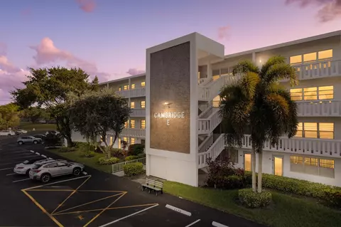 2106 Cambridge E, Deerfield Beach, FL 33442
