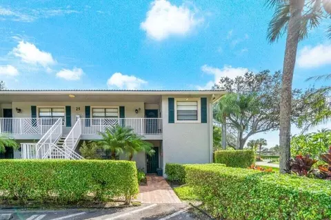 25 Stratford #D, Boynton Beach, FL 33436