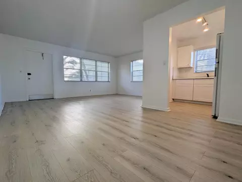 353 Sheffield O, West Palm Beach, FL 33417
